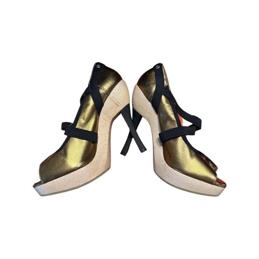 NWT Marni Bronze Heels size 38
